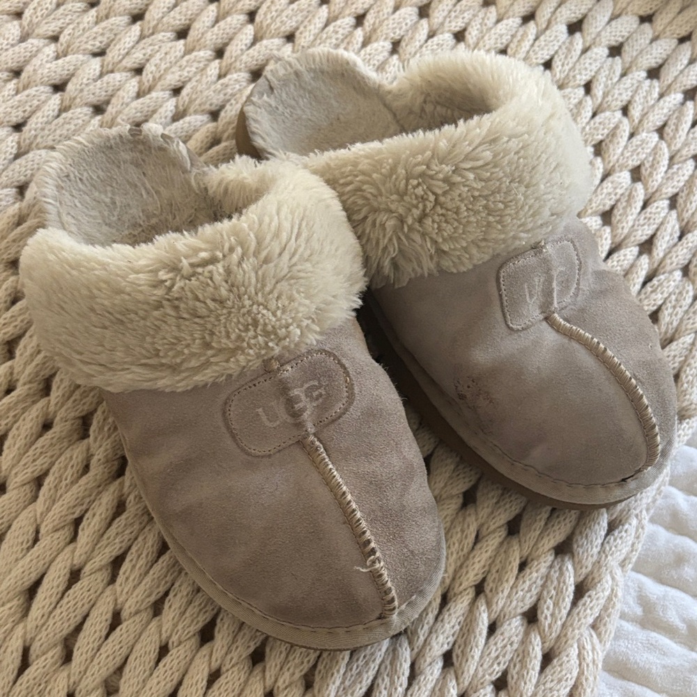 UGG Women's Tan and Cream Slippers